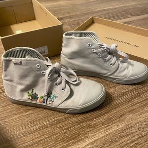 BANGS cactus flower high top shoes size 7